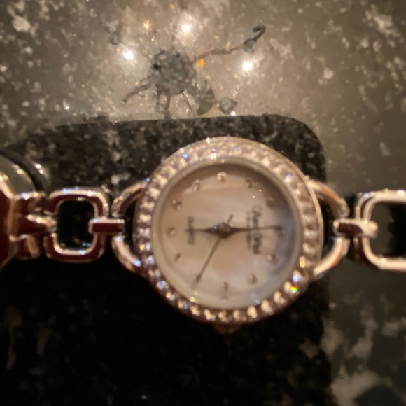 Vintage Watch silver multiple tome zones main image 4